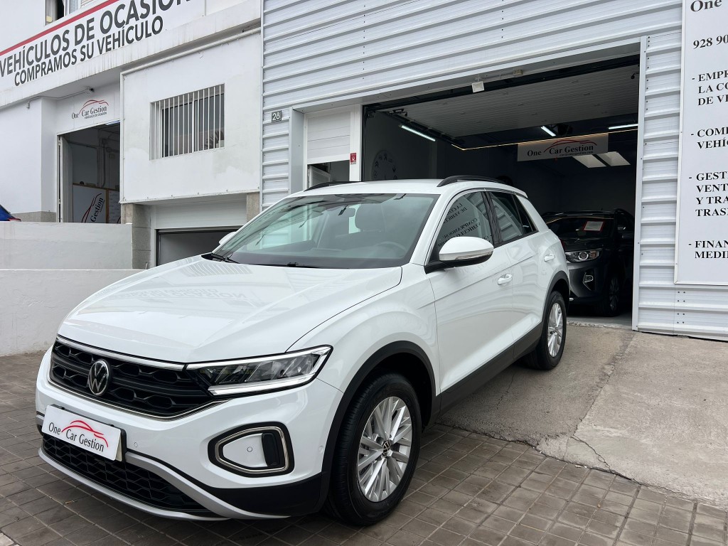VOLKSWAGEN T-Roc 1.0